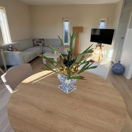 Tulipa Near & Dunes With Free Parking 3*