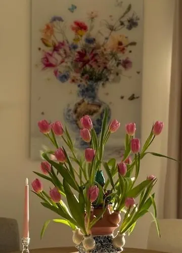 Tulipa - Keukenkof Penzion Noordwijkerhout